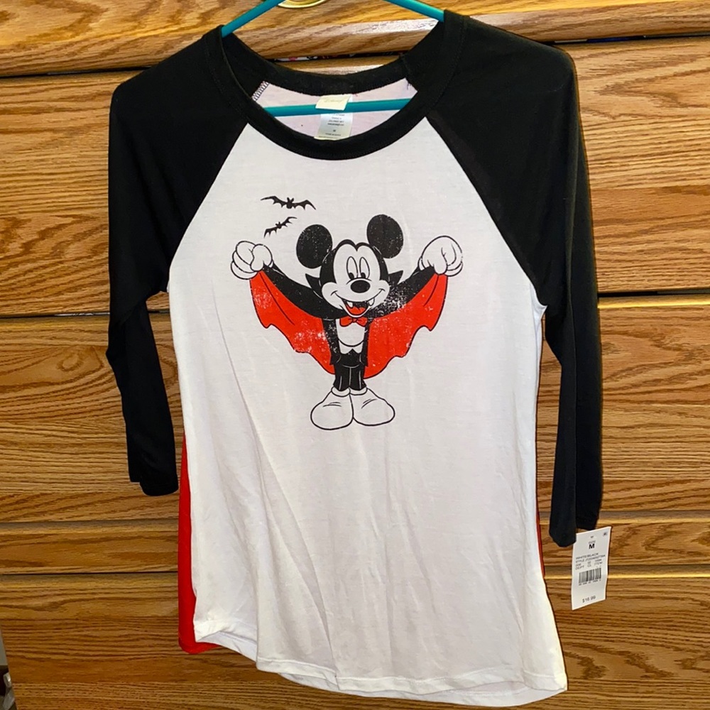 Halloween tee